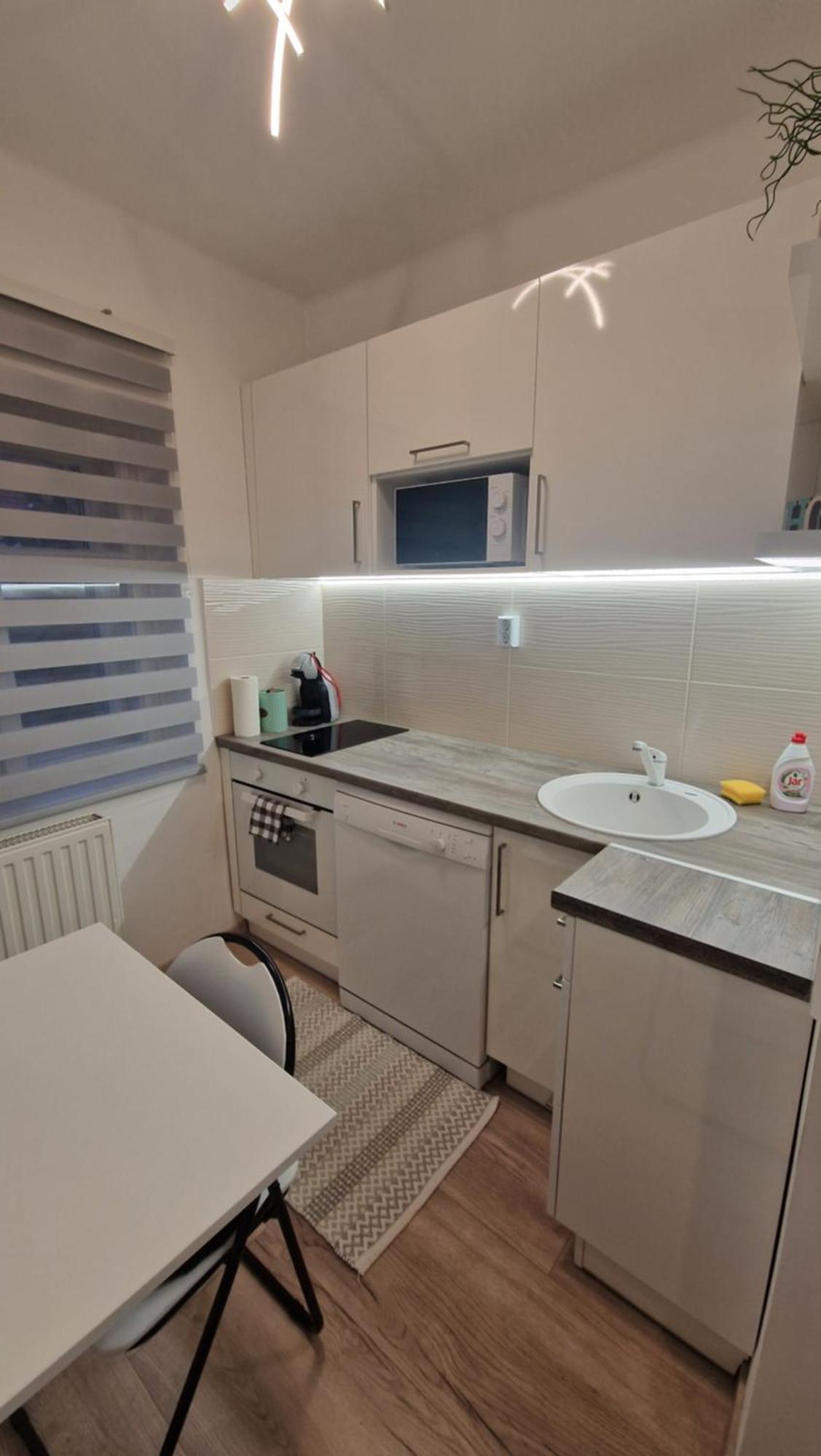 סופרון Anida Holiday Home מראה חיצוני תמונה